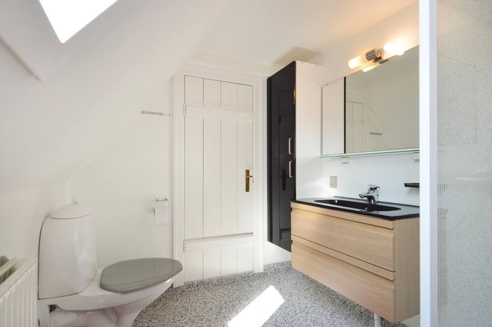 Photo of Bathroom in Ribe