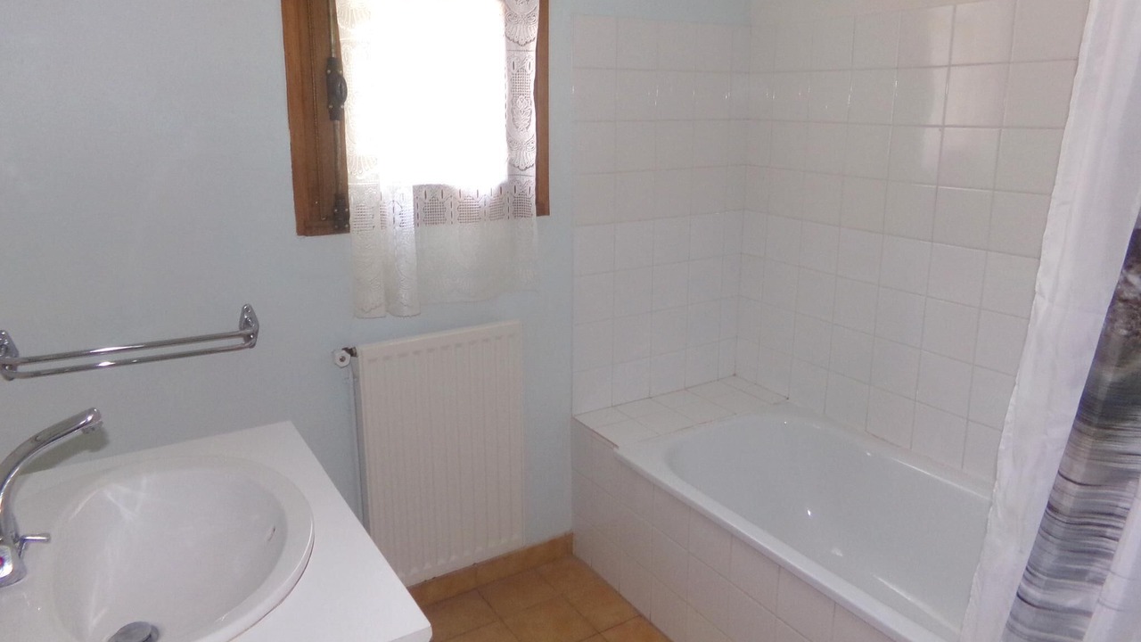 Photo of Bathroom in Limeuil