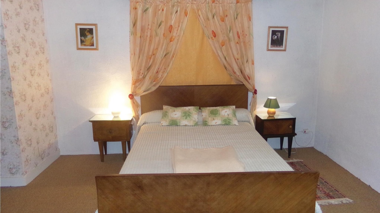 Photo of Bedroom in Limeuil