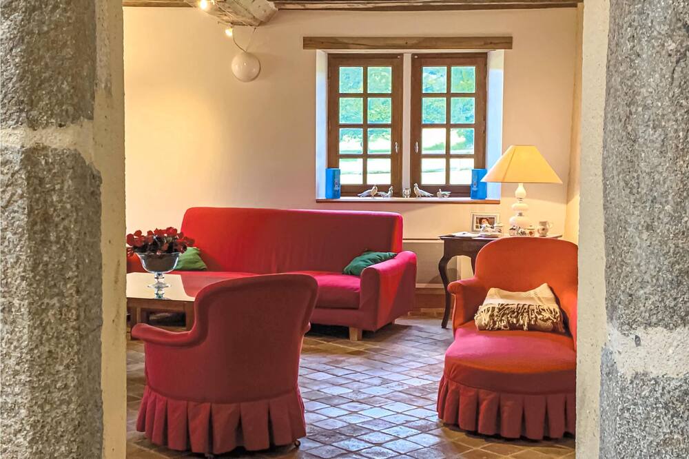 Photo of Bedroom in Rouesse-Vasse