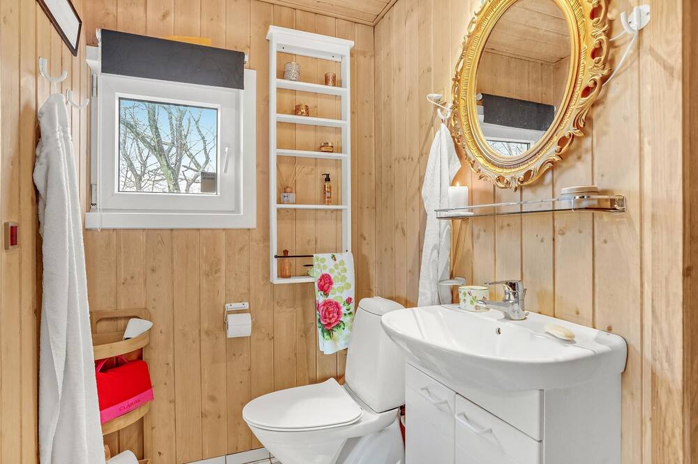 Photo of Bathroom in Hjerting