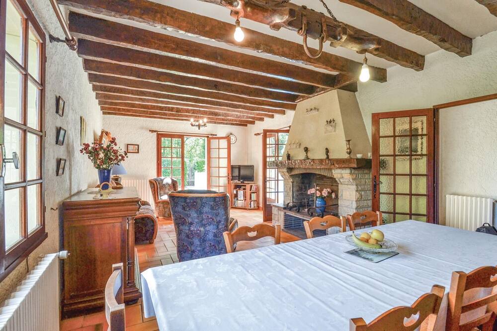 Photo of Bedroom in Garrosse