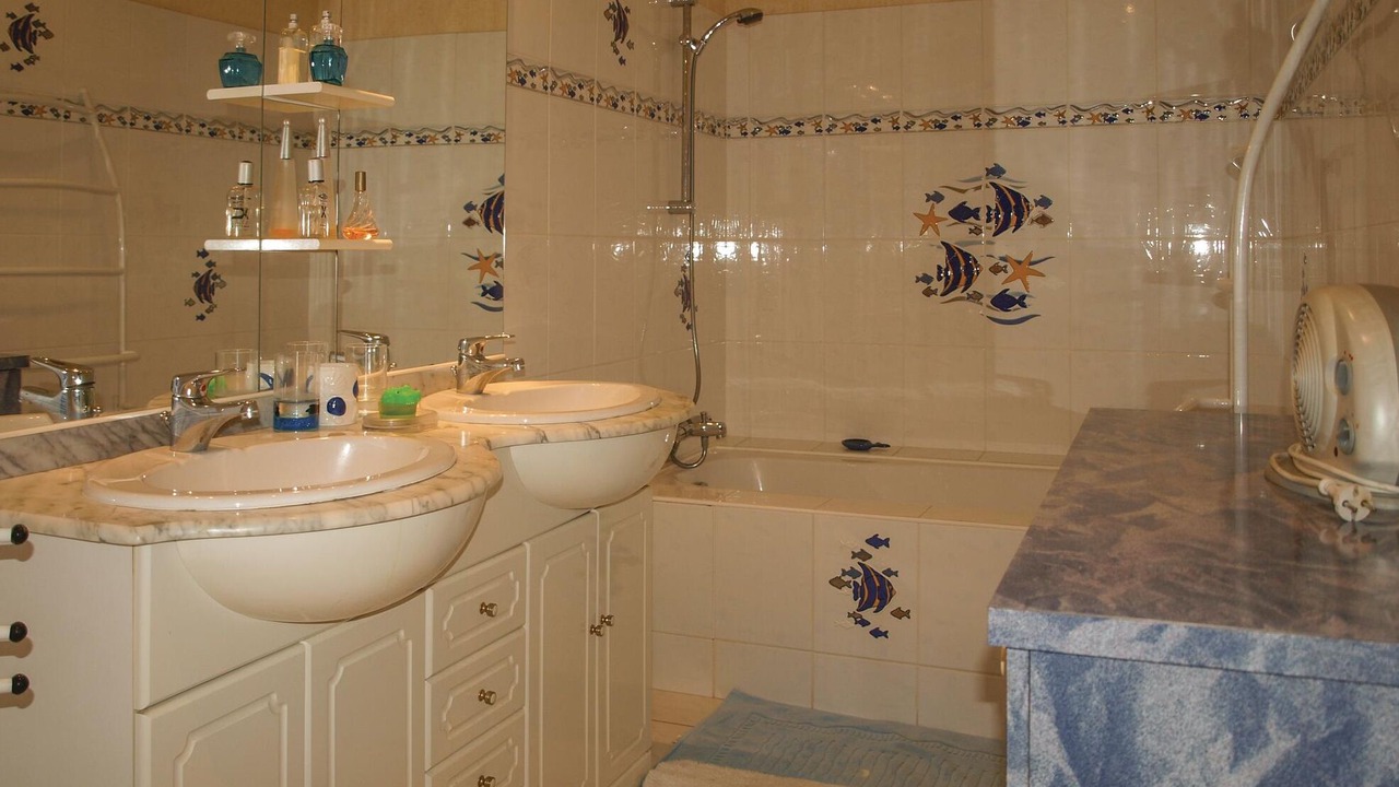 Photo of Kitchen in Plouer-sur-Rance