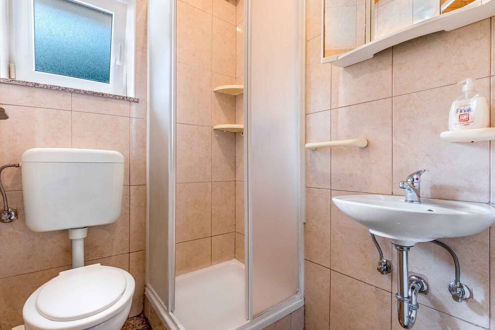 Photo of Bathroom in Bregi