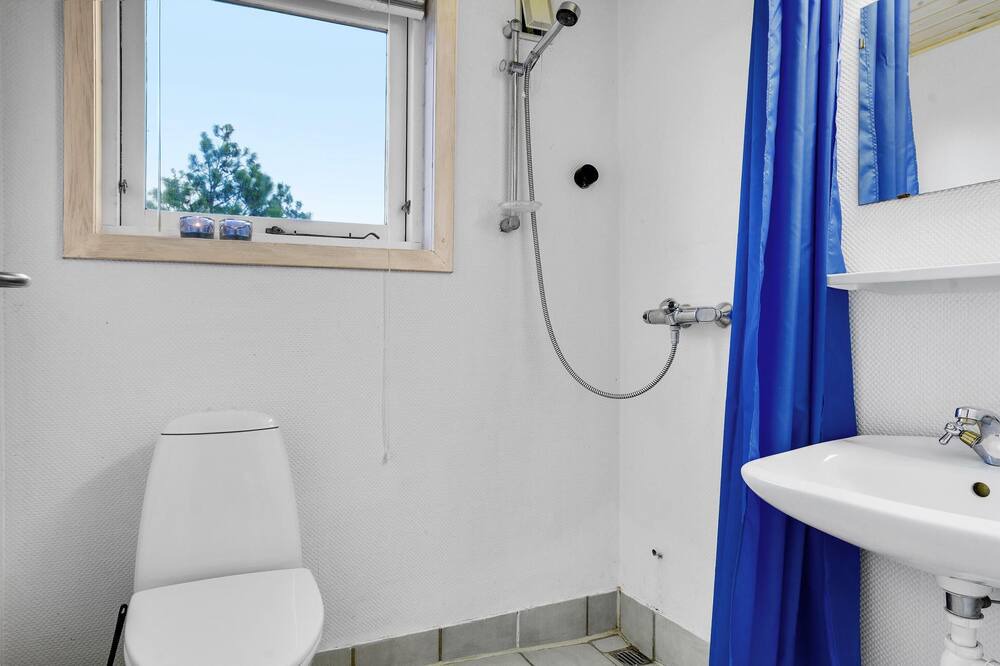 Photo of Bathroom in Snedsted