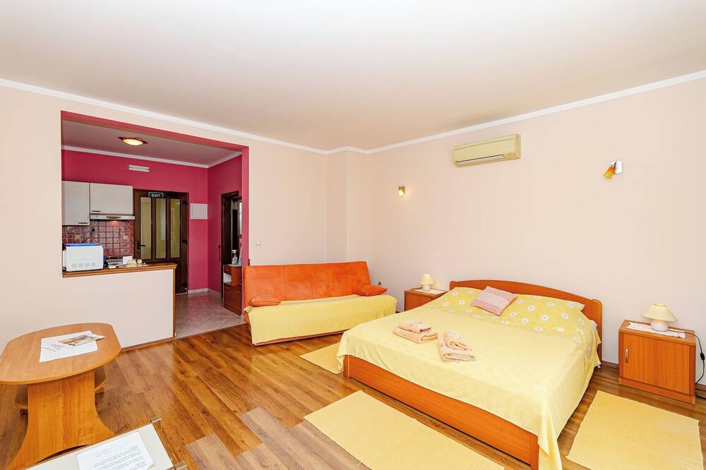 Photo of Bedroom in Orasac