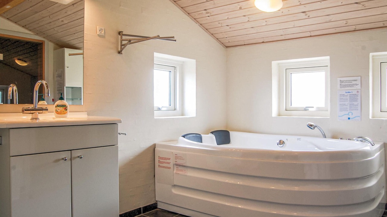 Photo of Bathroom in Østerskov