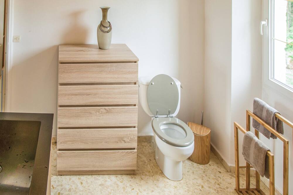 Photo of Bathroom in Sembas