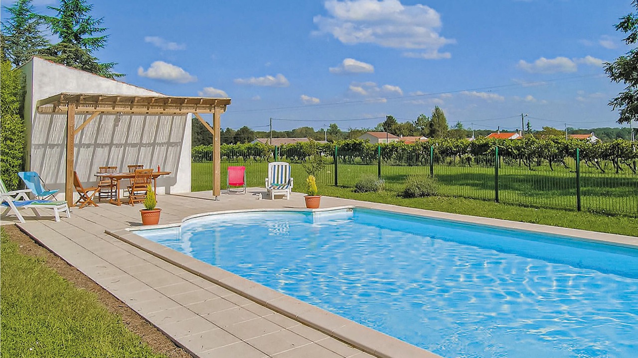 Photo of Outdoor in Saint-Andre-de-Lidon