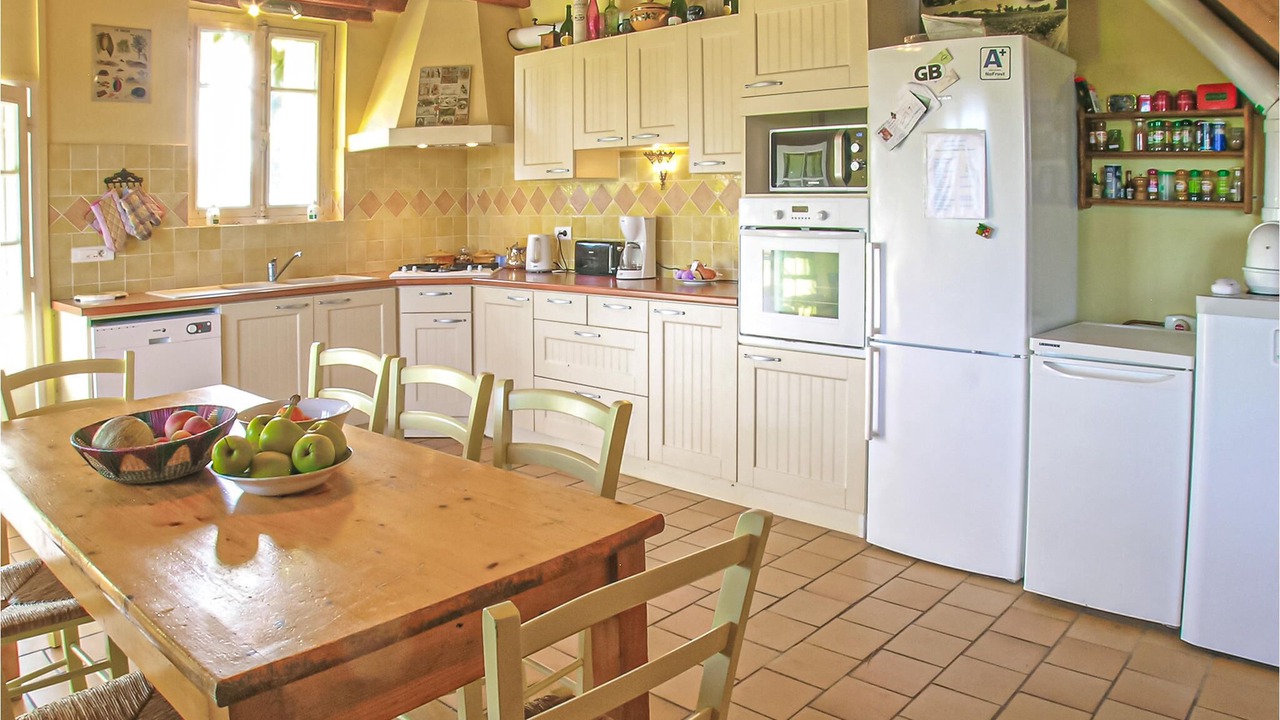Photo of Kitchen in Saint-Andre-de-Lidon