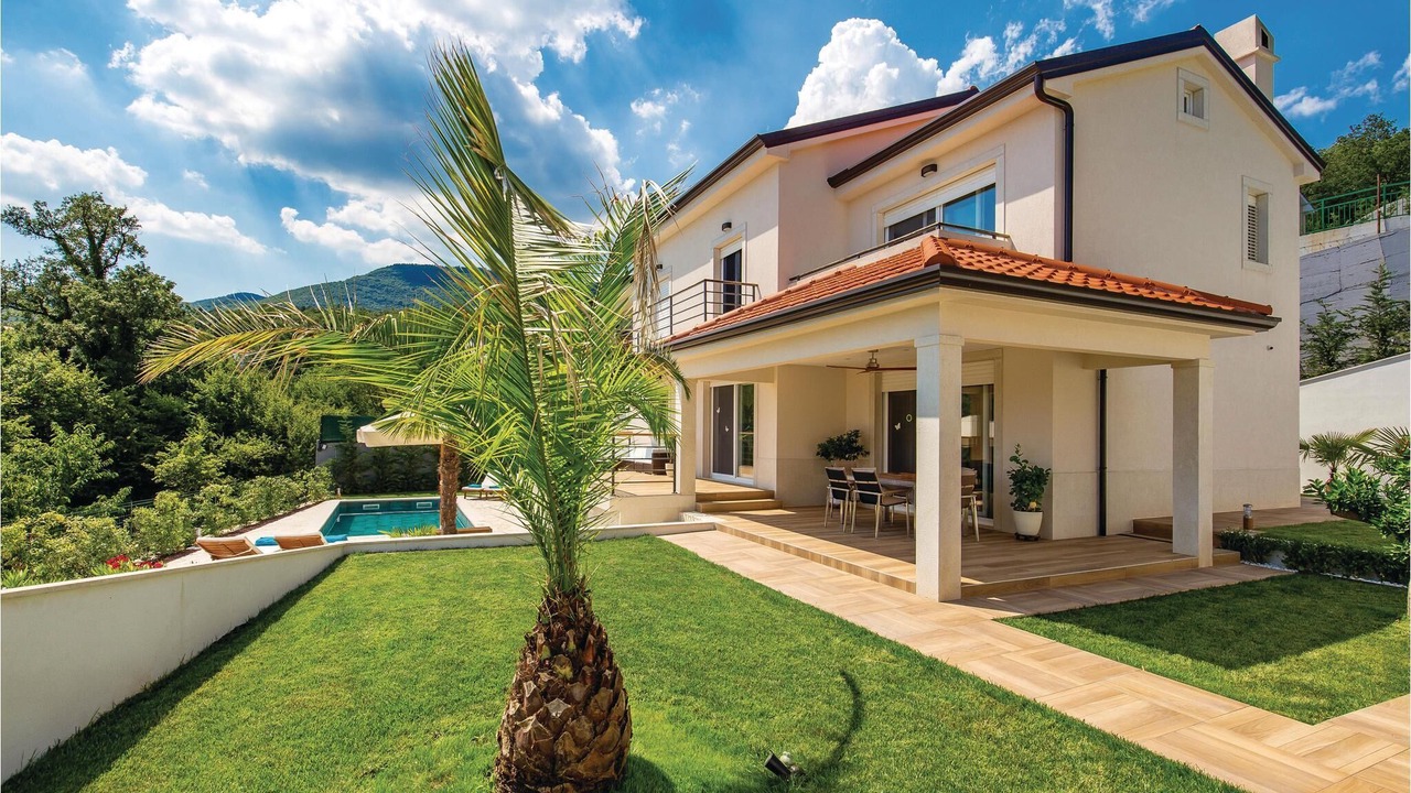 Photo of Outdoor in Bregi