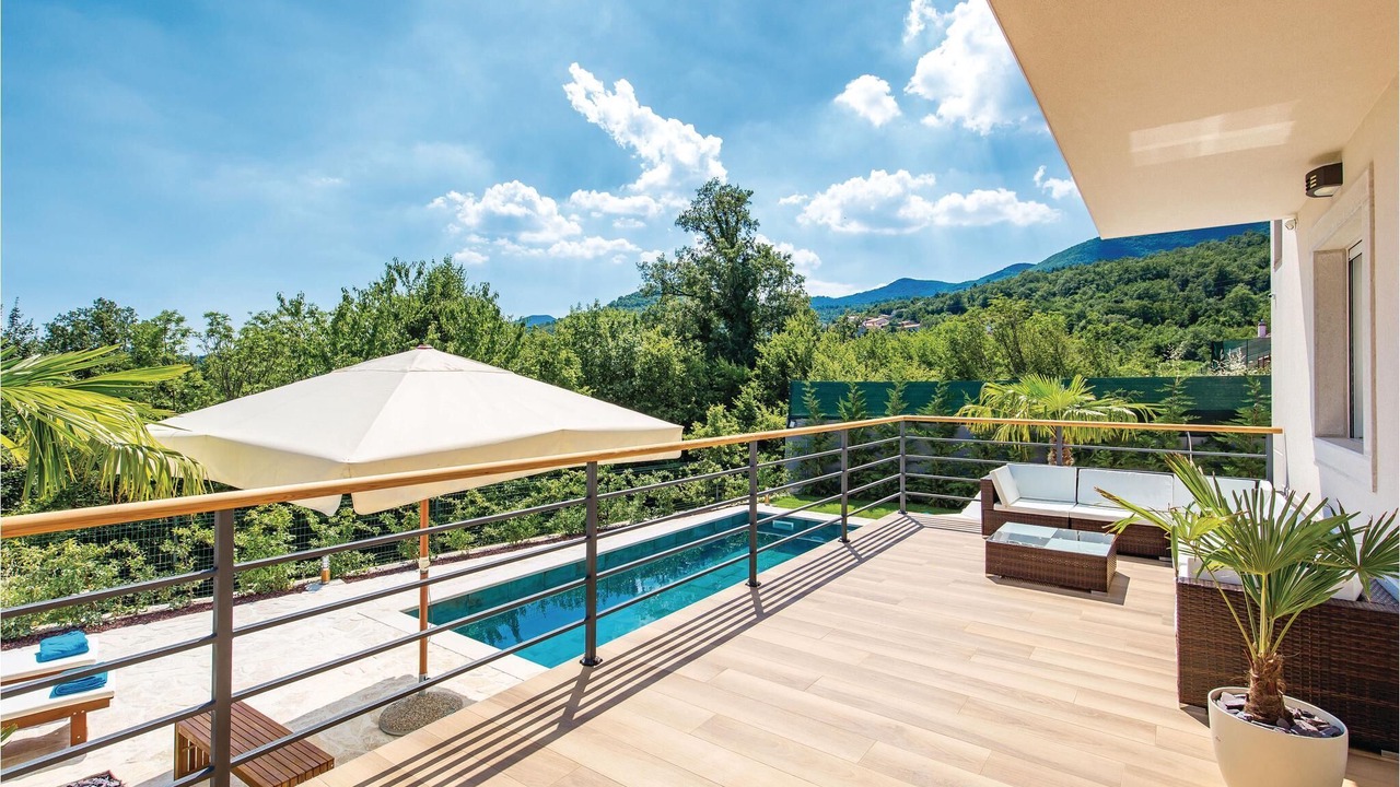 Photo of Outdoor in Bregi