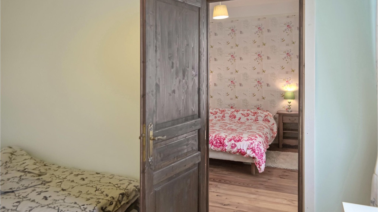 Photo of Others in Eance