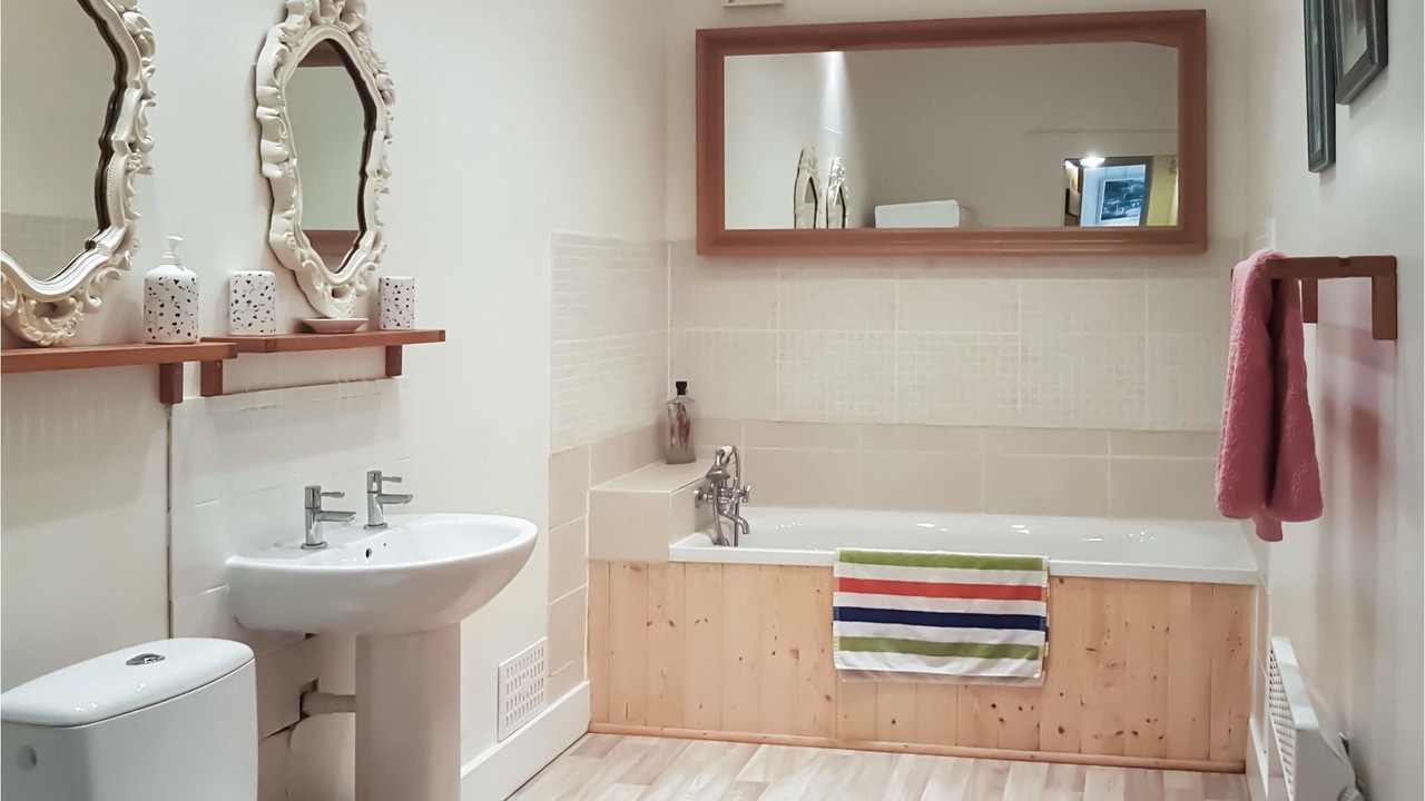 Photo of Others in Eance