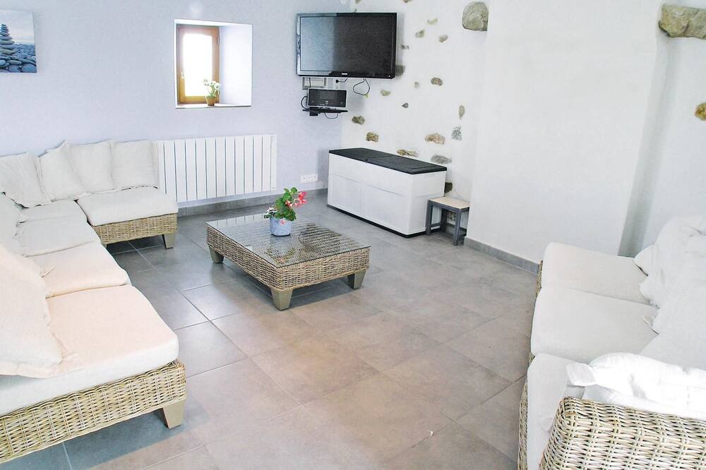 Photo of Bedroom in Bois-de-Cene