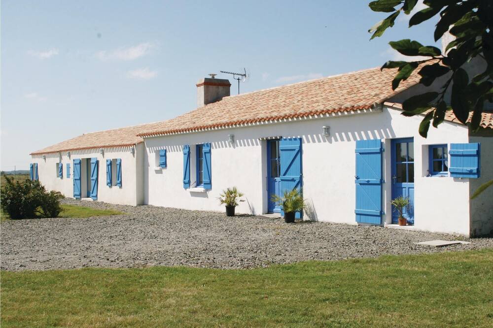 Photo of Outdoor in Bois-de-Cene