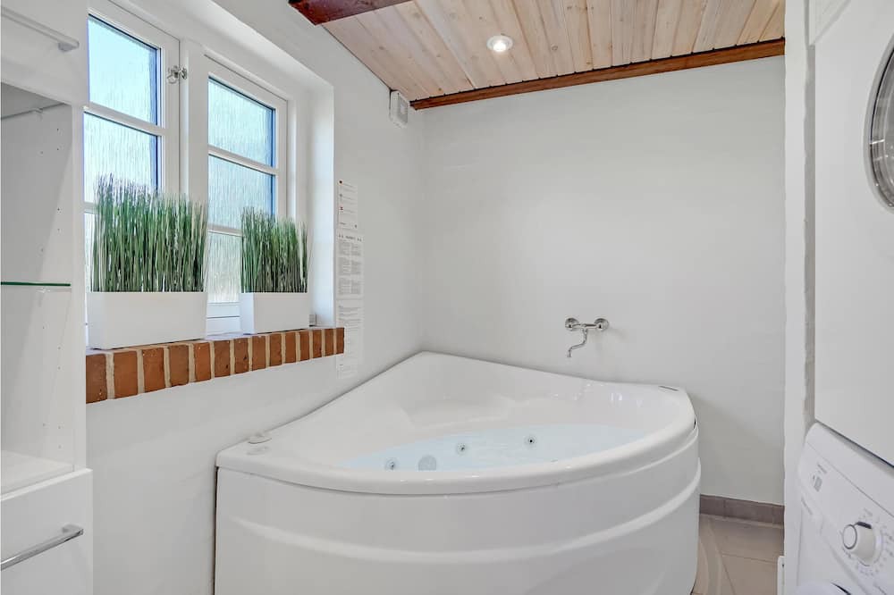 Photo of Bathroom in Nymindegab