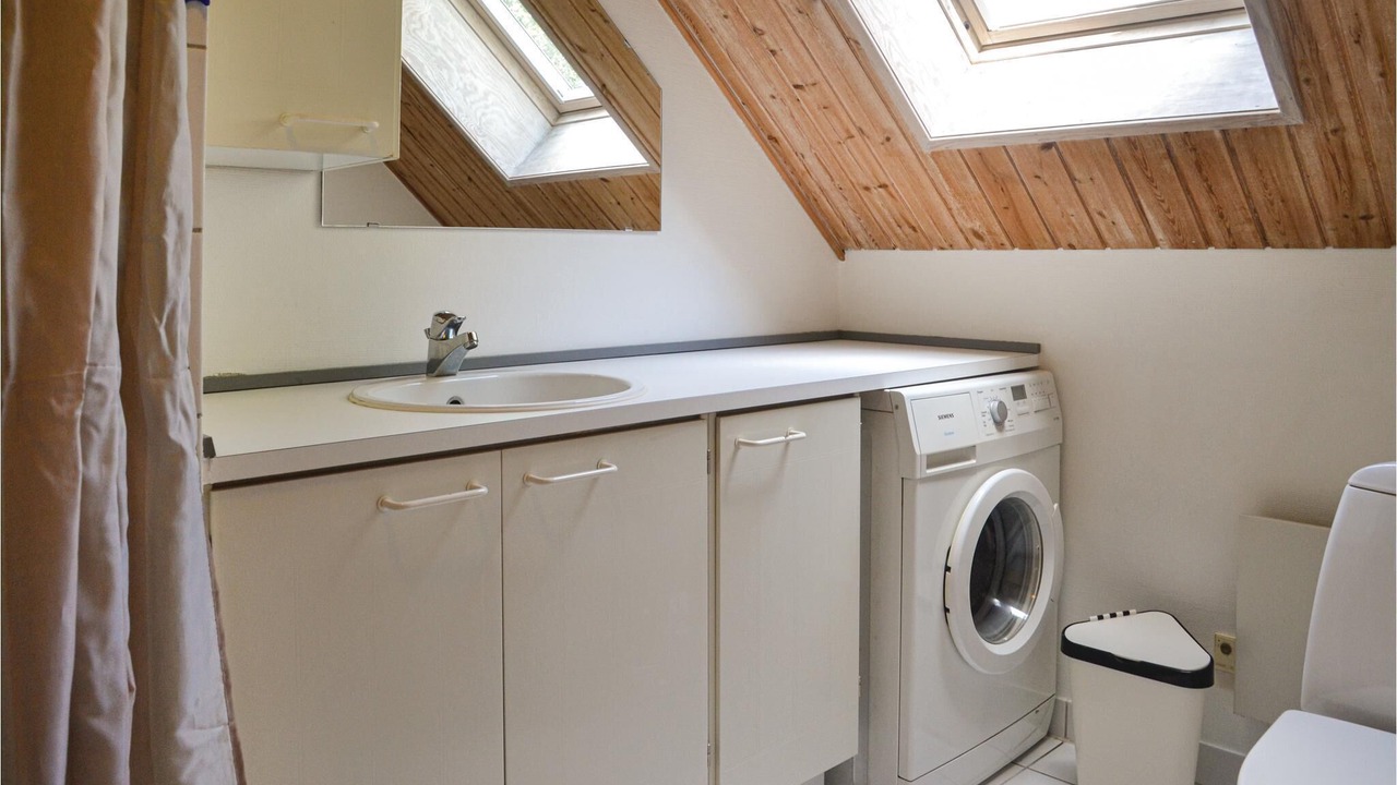 Photo of Others in Jegum