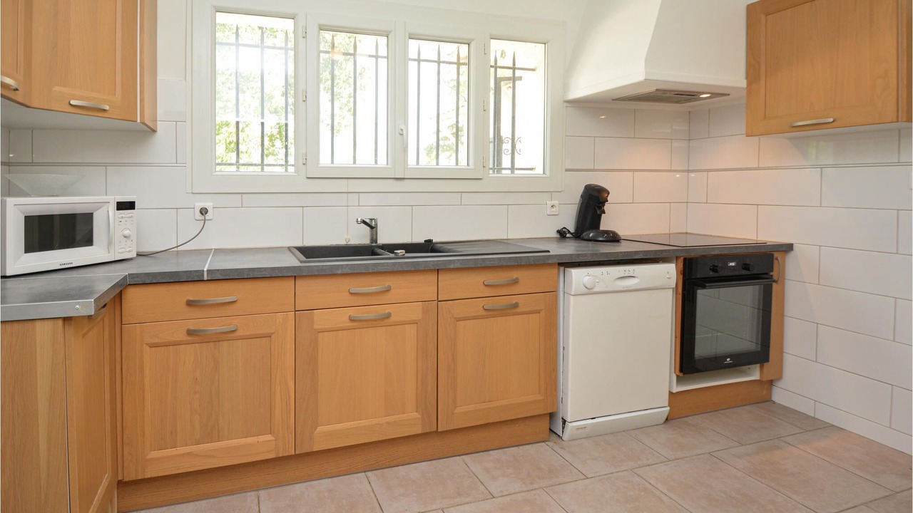 Photo of Kitchen in Le Sambuc