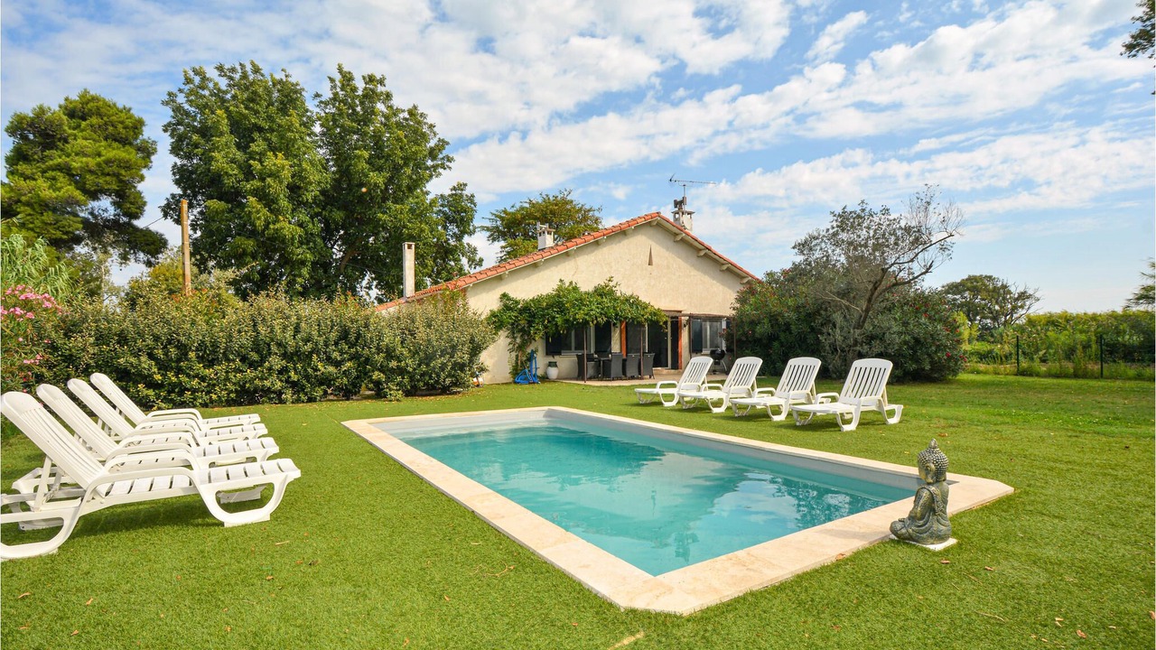 Photo of Outdoor in Le Sambuc