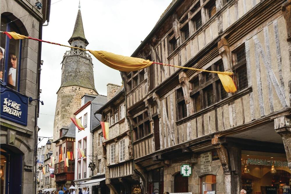 Photo of Others in Taden