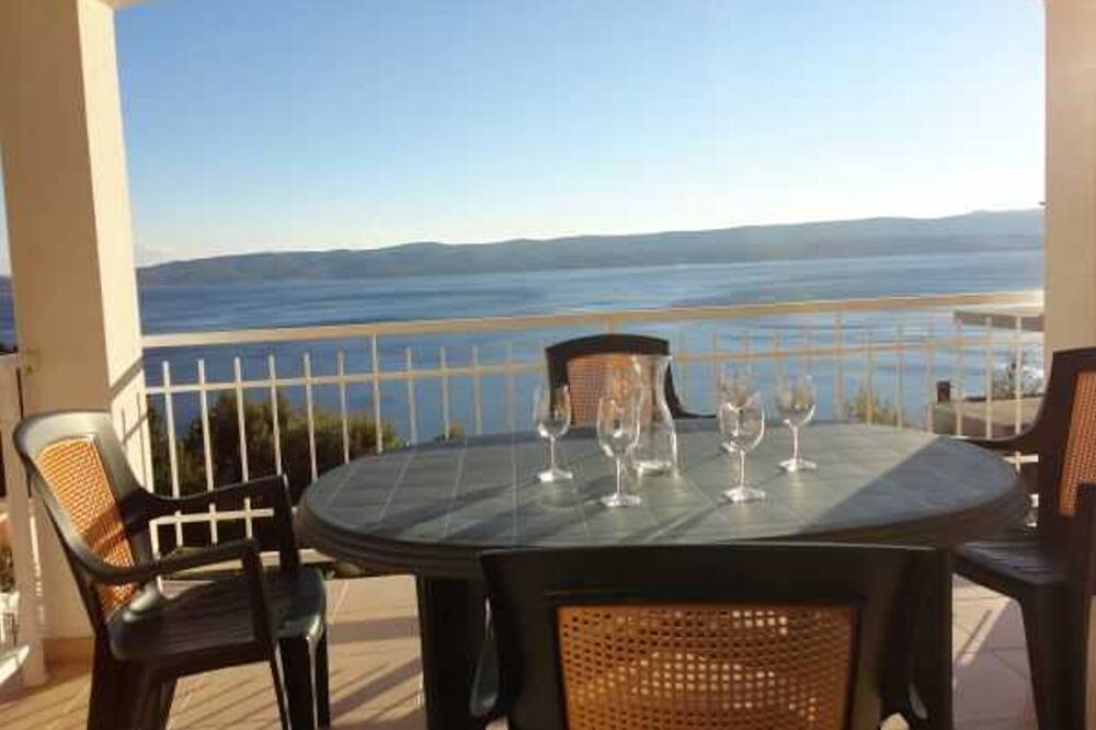 Photo of Patio Balcony in Mimice