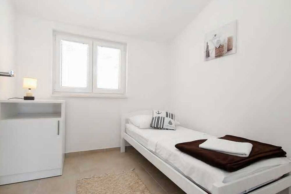 Photo of Bedroom in Mimice
