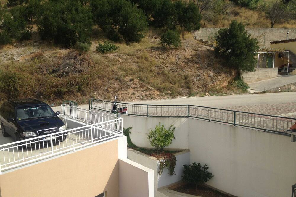 Photo of Outdoor in Mimice