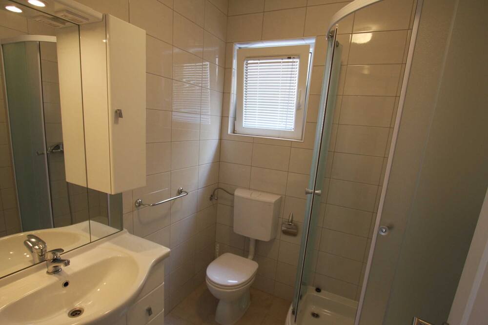 Photo of Bathroom in Mimice