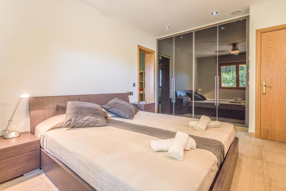 Photo of Bedroom in Sils