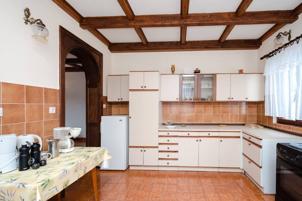 Photo of Kitchen in Suha Punta