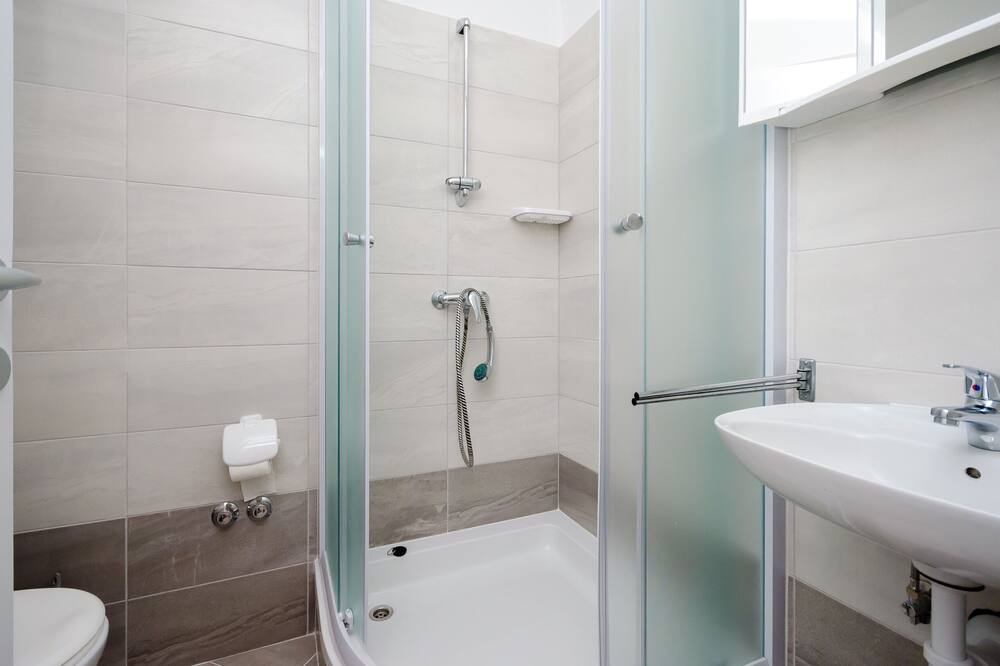 Photo of Bathroom in Suha Punta