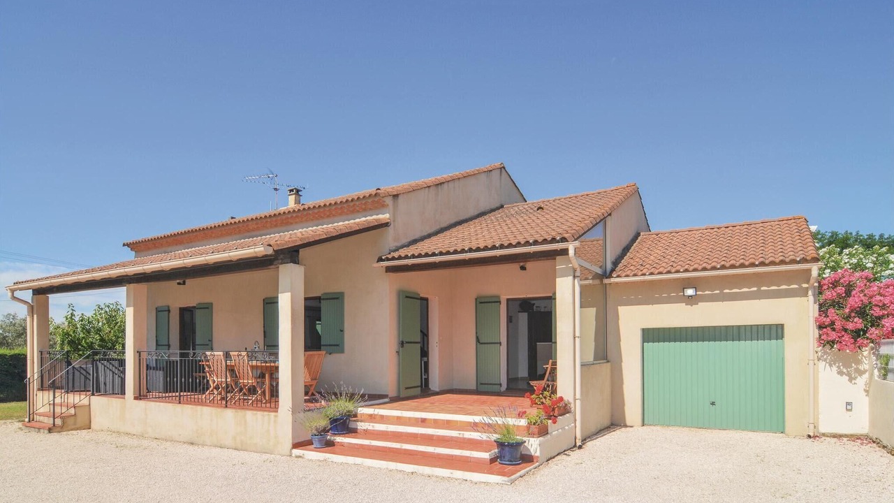 Photo of Outdoor in Saint-Laurent-La-Vernede