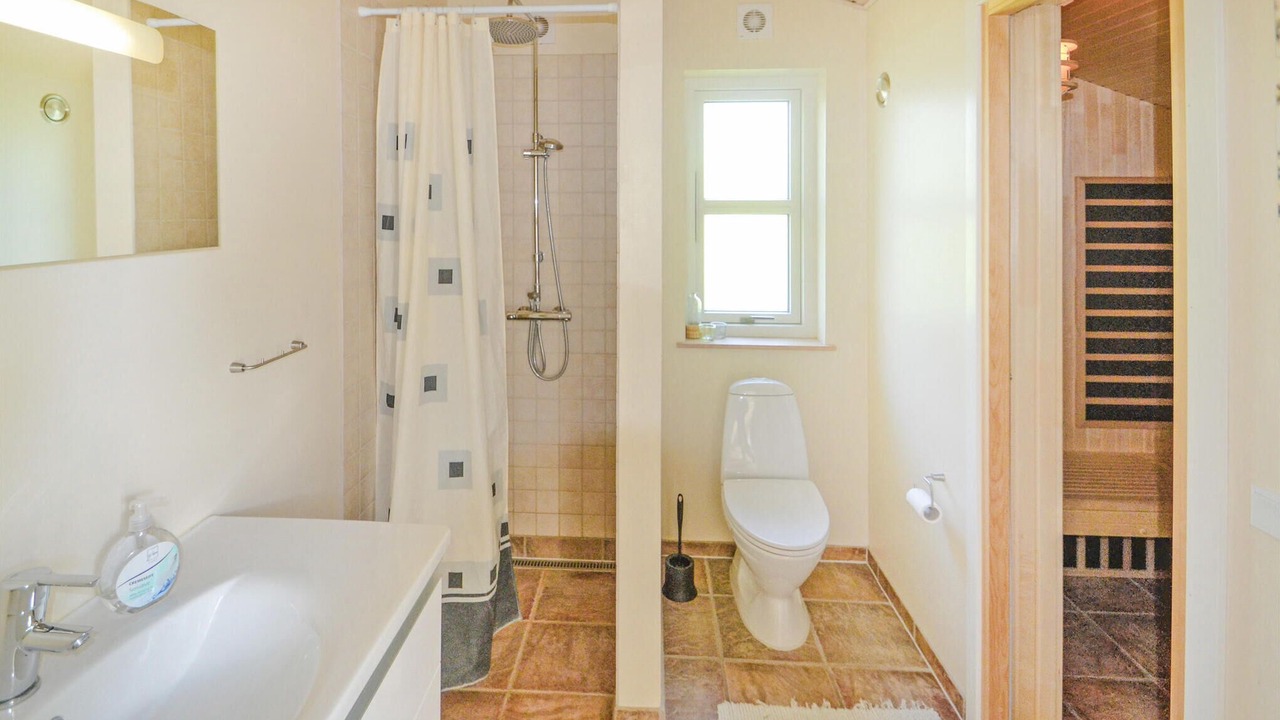 Photo of Others in Grena Strand