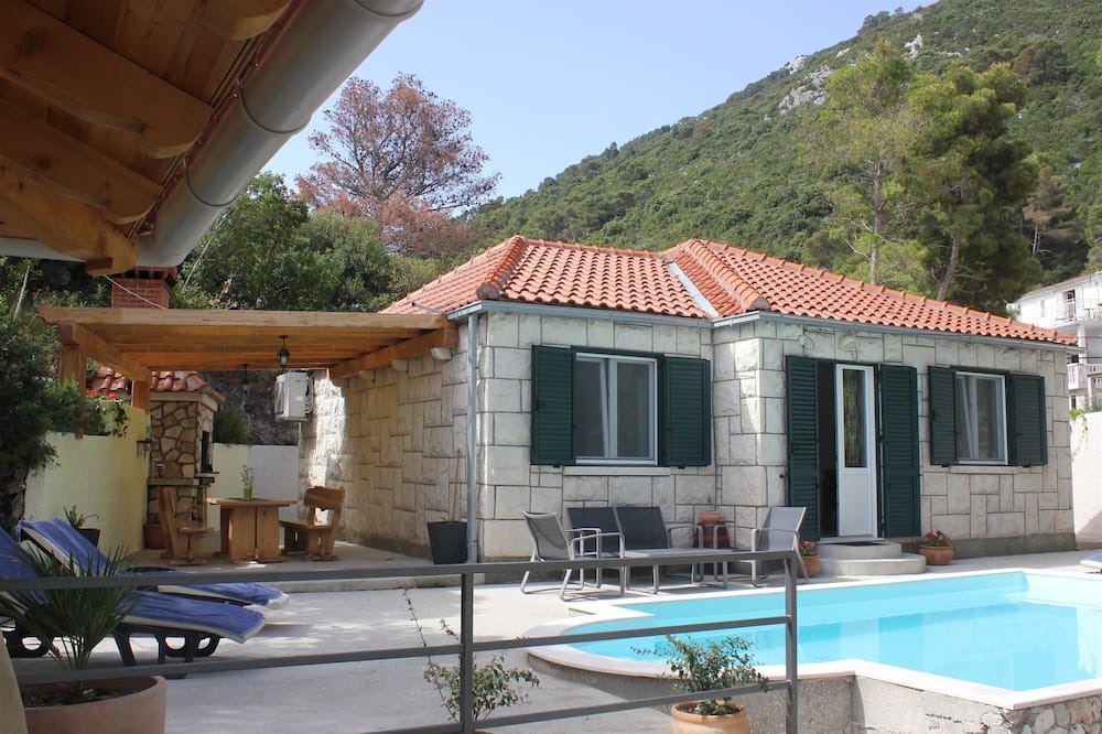 Photo of Outdoor in Sobra