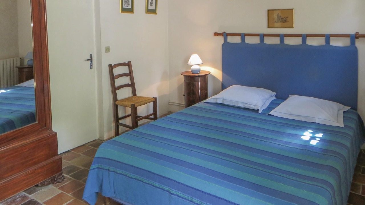 Photo of Bedroom in Noyant-Villages