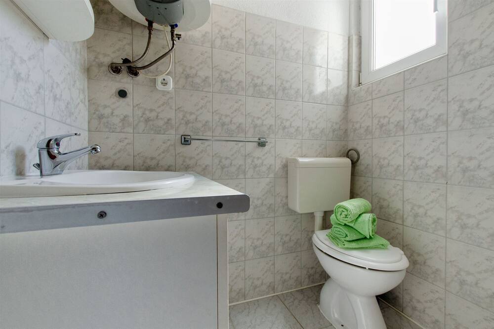 Photo of Bathroom in Okrug Donji