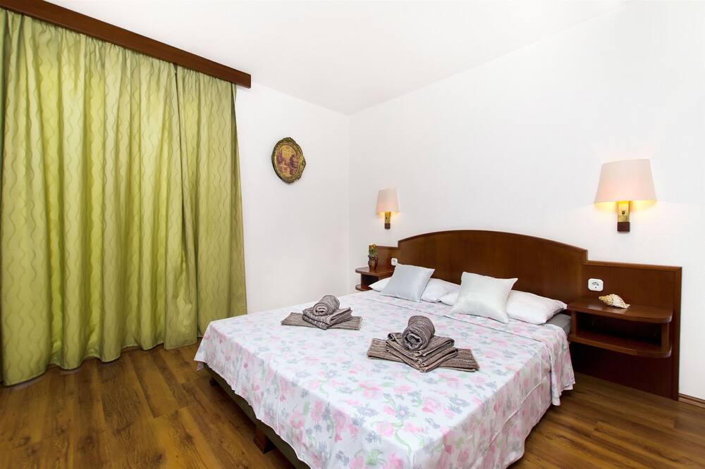 Photo of Bedroom in Okrug Donji
