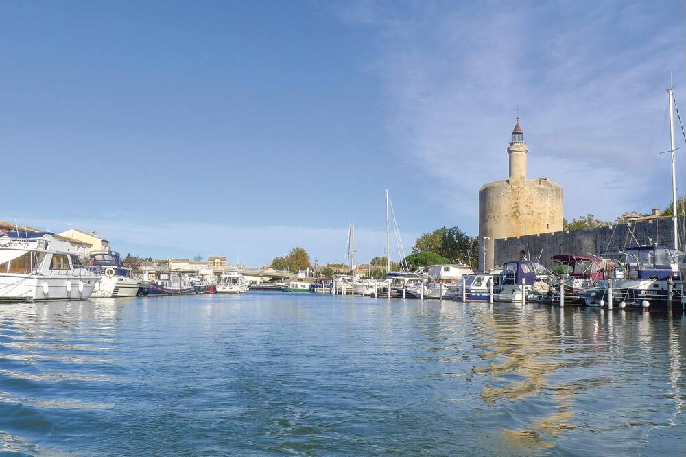 Photo of Others in Aigues-Mortes