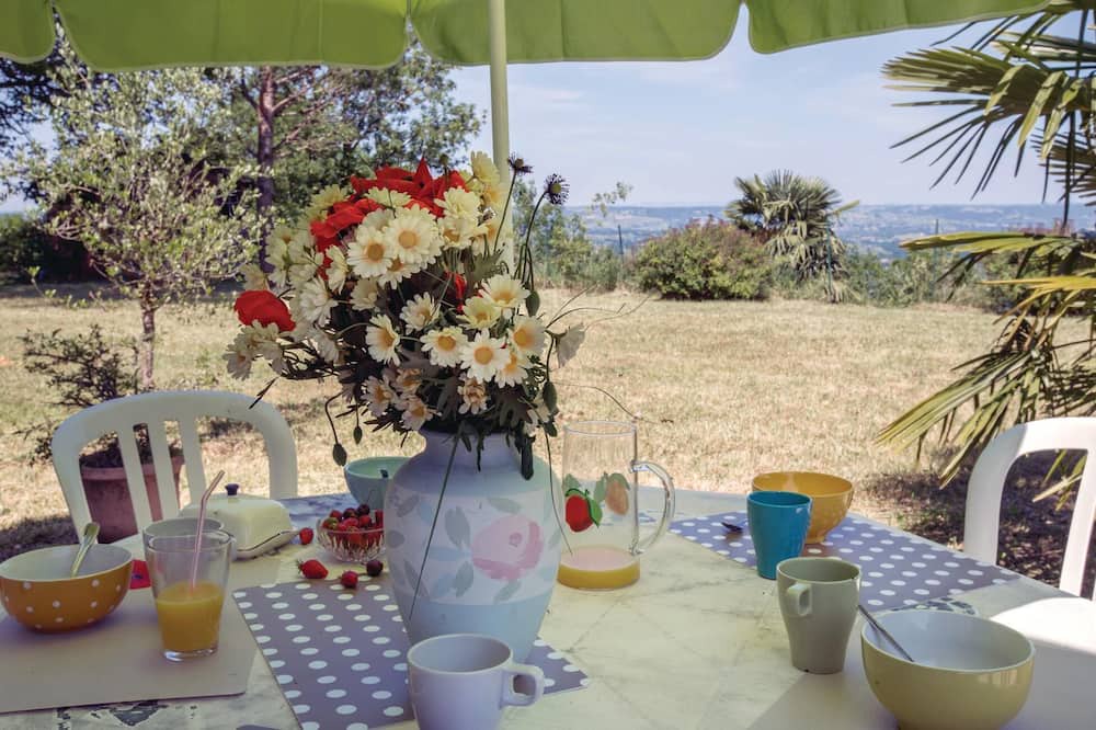 Photo of Others in Yssandon