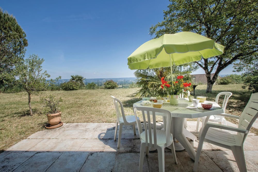 Photo of Others in Yssandon