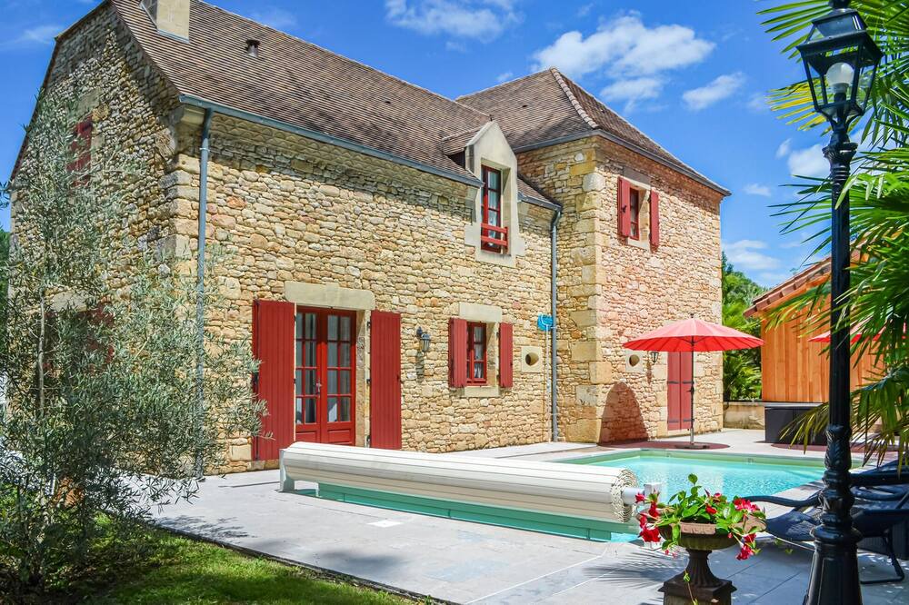 Photo of Outdoor in Saint-Andre-dAllas