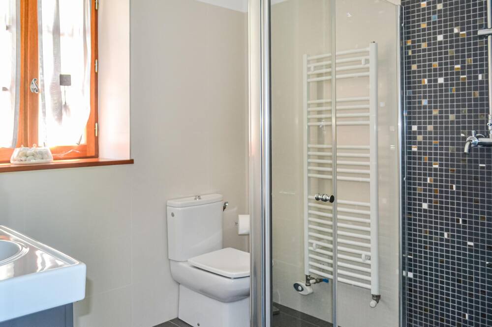 Photo of Bathroom in Saint-Andre-dAllas