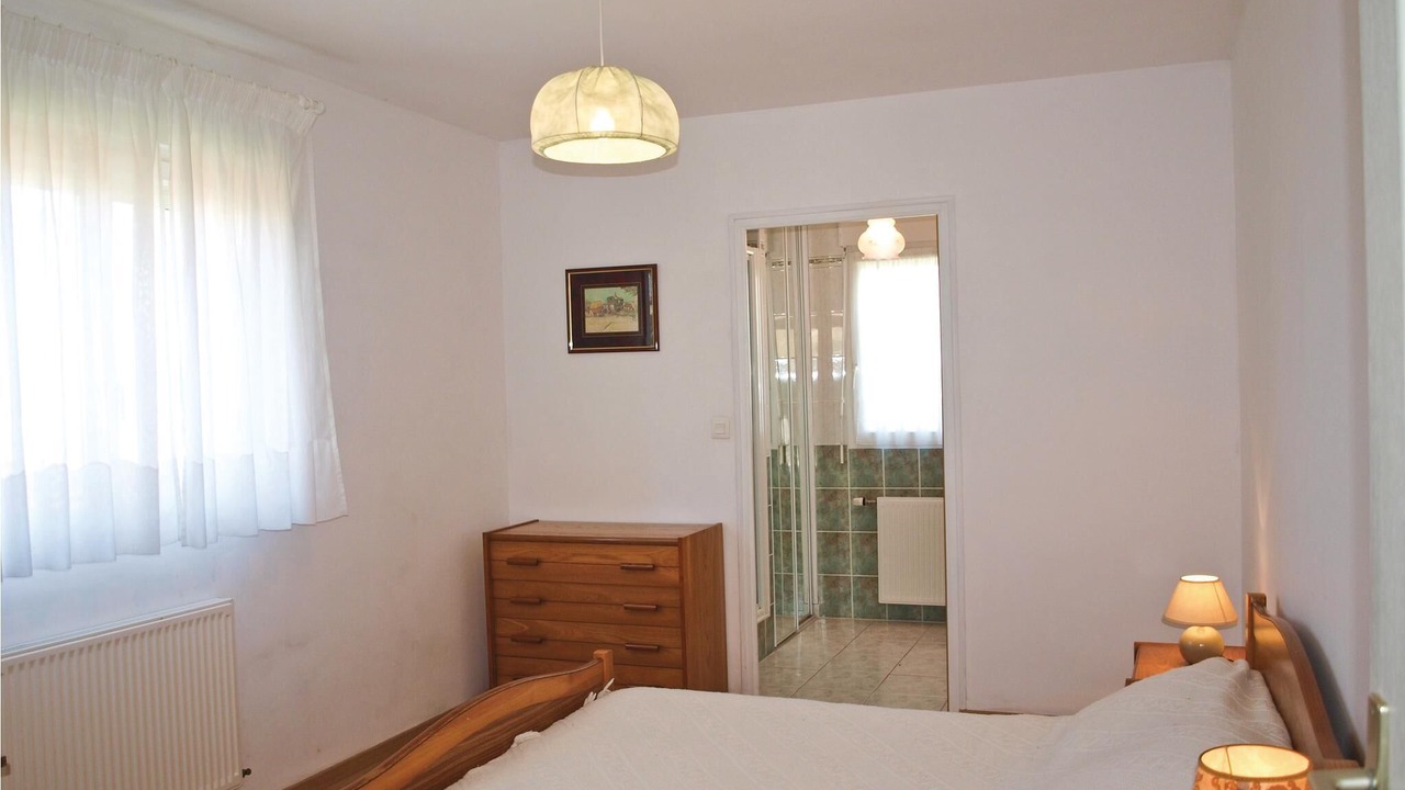 Photo of Others in Cite