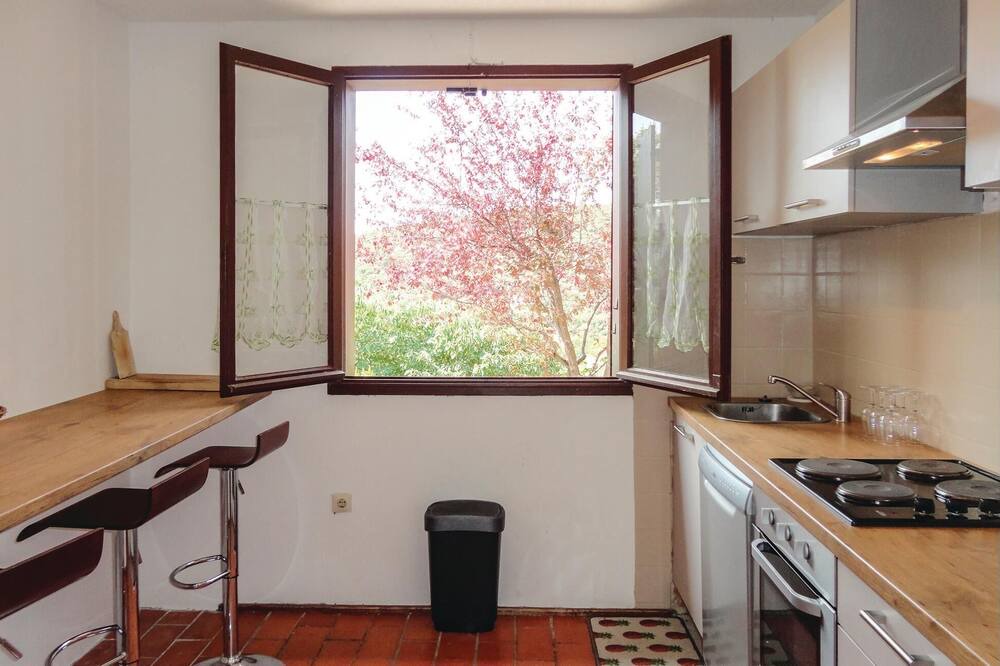 Photo of Kitchen in Cabrerolles