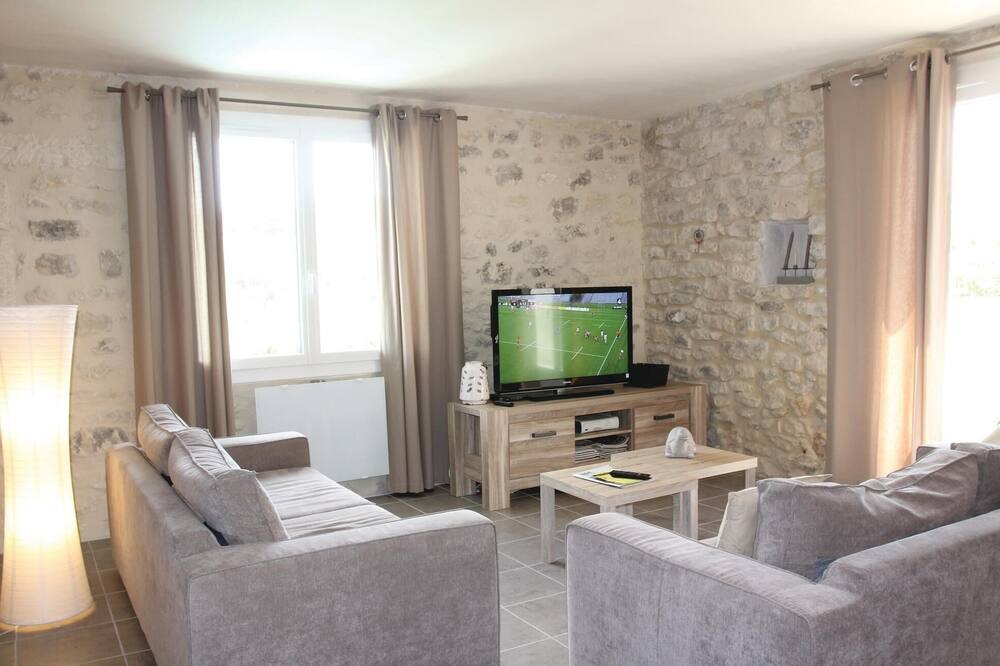 Photo of Others in Saint-Restitut