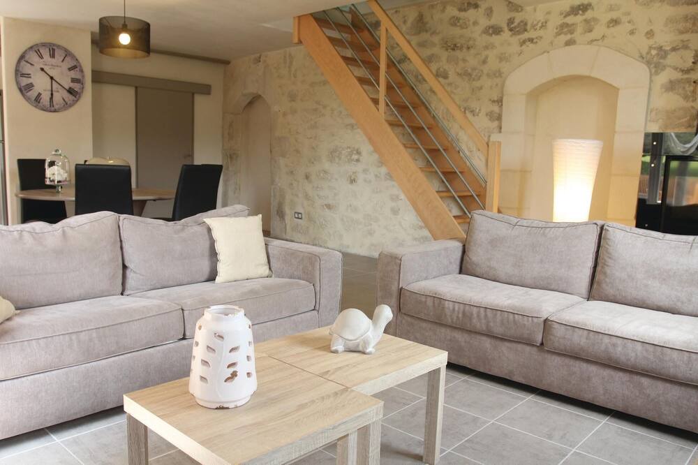 Photo of Others in Saint-Restitut