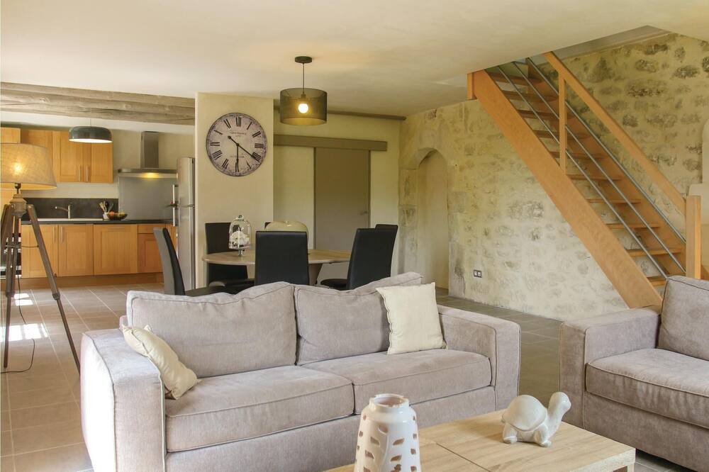 Photo of Others in Saint-Restitut