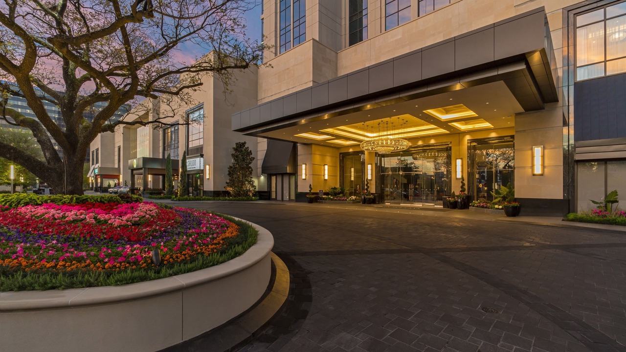 Photo of Outdoor in Uptown