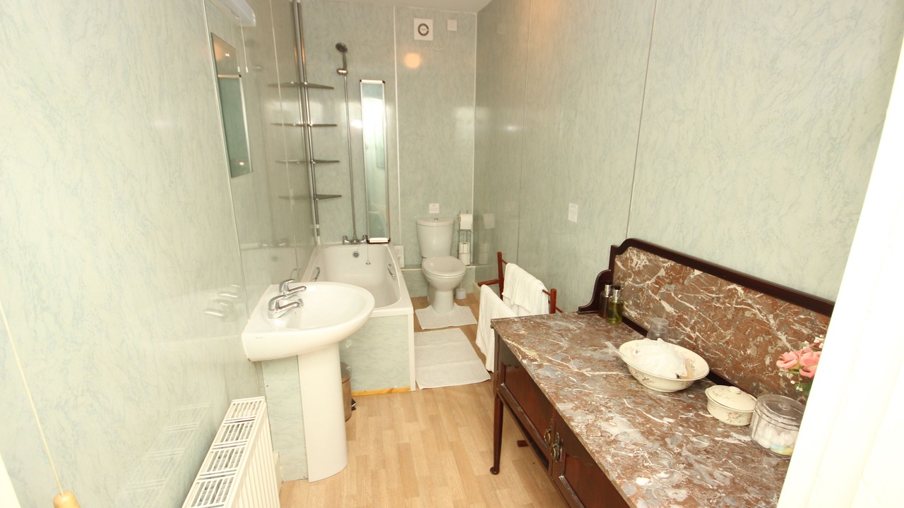 Photo of Bathroom in Bridstow